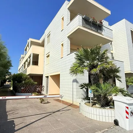 Se186 - Senigallia, Bilocale Con Cortile E Posto Auto 아파트 세니갈리아